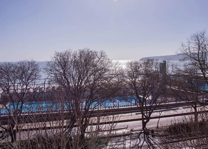 семеен бел епок бийч Хотел Варна