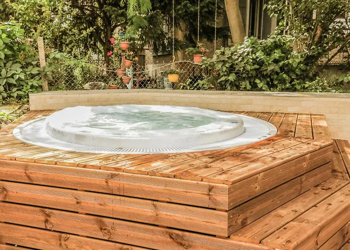 семеен бел епок бийч Хотел Варна