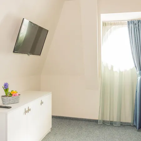 семеен бел епок бийч 3*