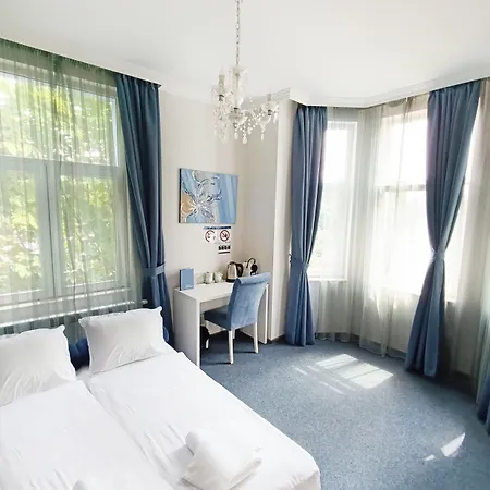 Family Belle Epoque Hotel 3*