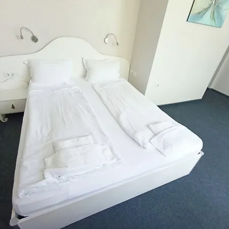 Family Belle Epoque Hotel 3*